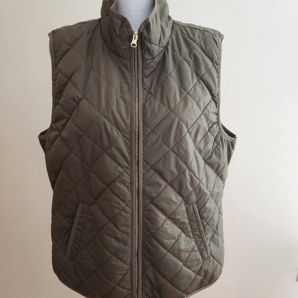 Old Navy NWOT Quilted Vest, Size XL - Picture 1 of 6